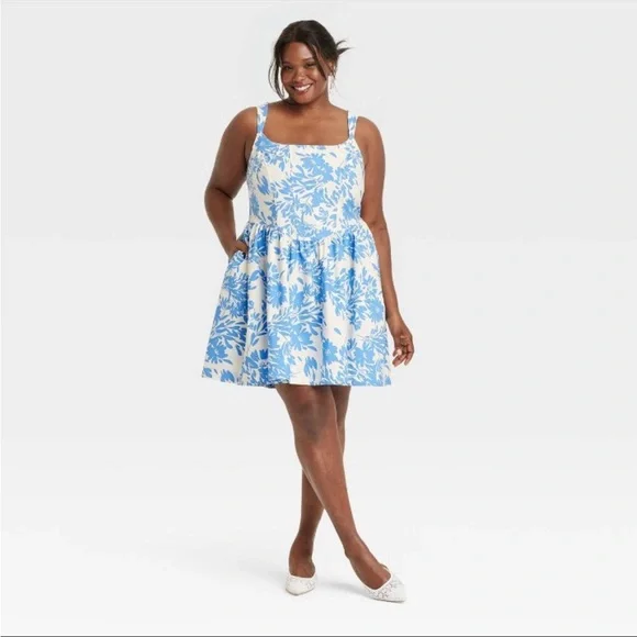 a new day blue floral dress Cabana Life - Short Sleeve Tiered - and a hidden back zipper Cecelia New YORK - REBA
